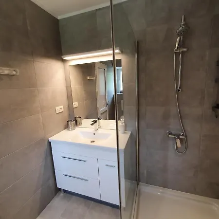 Relax House Rosemary