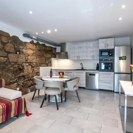 Relax House Rosemary