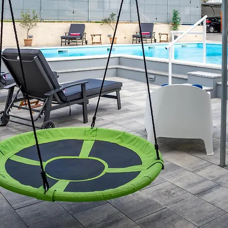 Relax House Rosemary