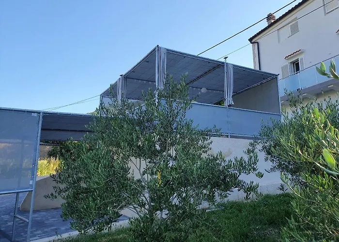 Relax House Rosemary