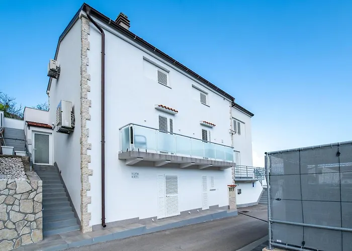 Relax House Rosemary