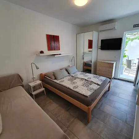 Relax House Rosemary Apartman Draga Bascanska